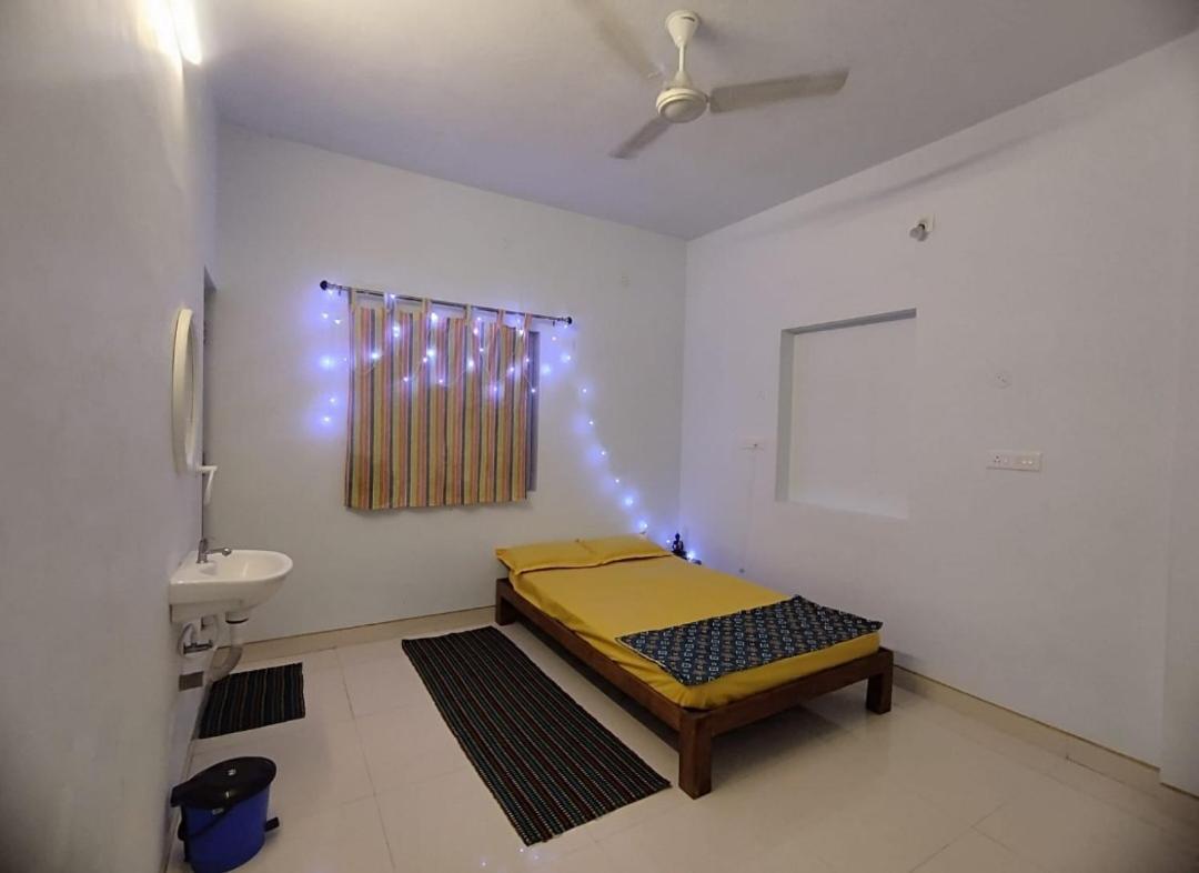 Funk Monk Villa Hostel Pondicherry Auroville Exterior foto